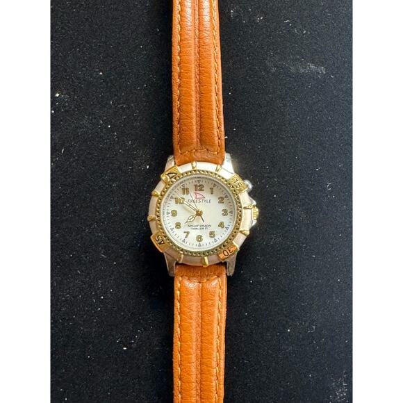 Freestyle Night Vision Watch 100M Water Resist Japan Quartz Leather Band Tested - Picture 1 of 6